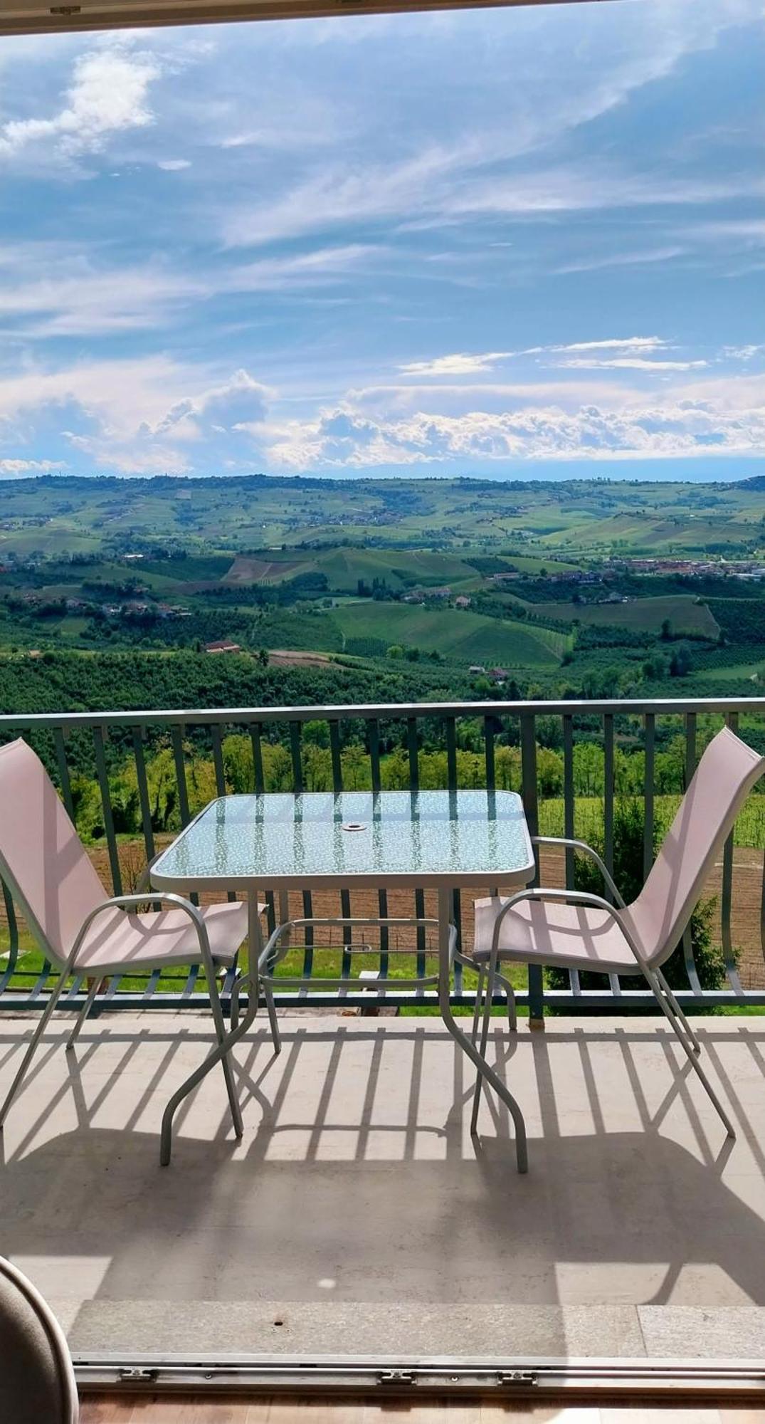 Villa Bellavista Alba, B&B Esterno foto