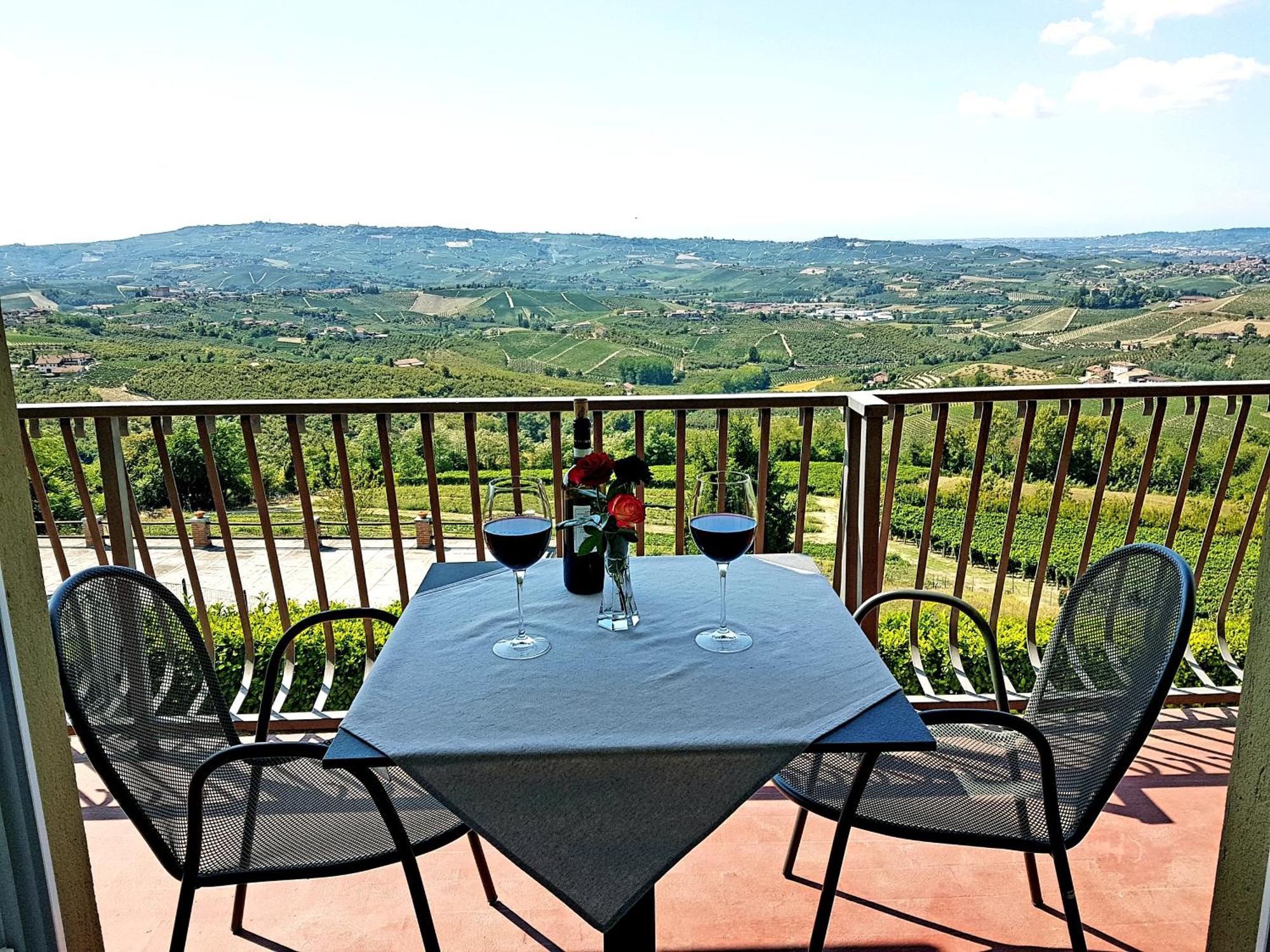 Villa Bellavista Alba, B&B Esterno foto