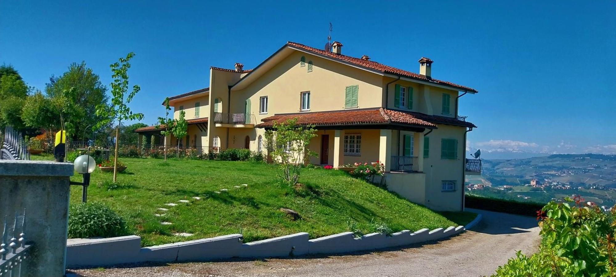 Villa Bellavista Alba, B&B Esterno foto