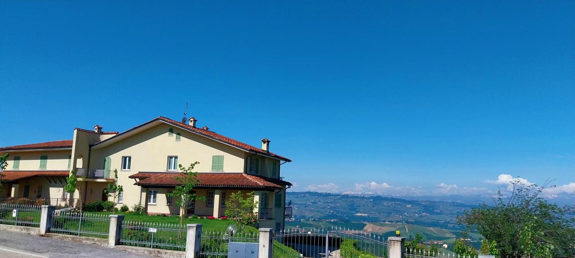 Villa Bellavista Alba, B&B Esterno foto